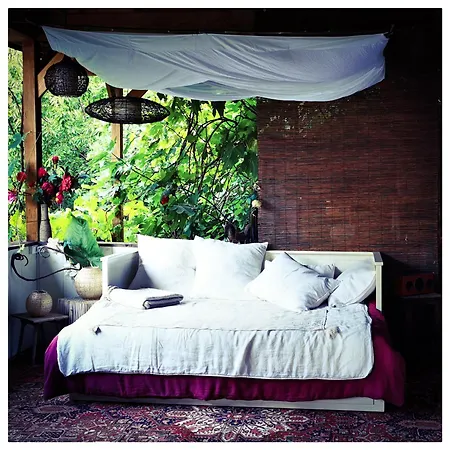 Sans Murs Dans La Nature San-Martino-di-Lota