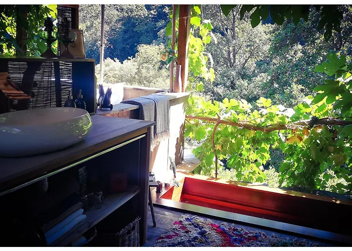 Sans Murs Dans La Nature Hébergement de vacances San-Martino-di-Lota