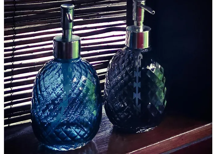 Sans Murs Dans La Nature * San-Martino-di-Lota